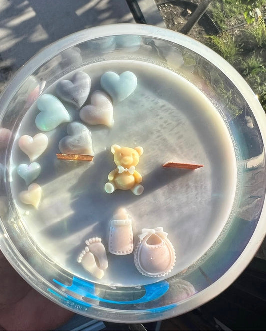 16 oz- 'OH BABY' Embedded Coconut Candle with Name and Initials